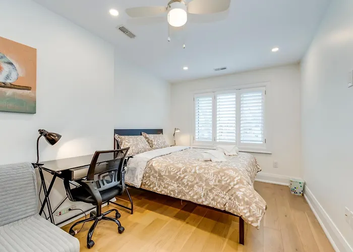 Toronto Midtown Home Suites